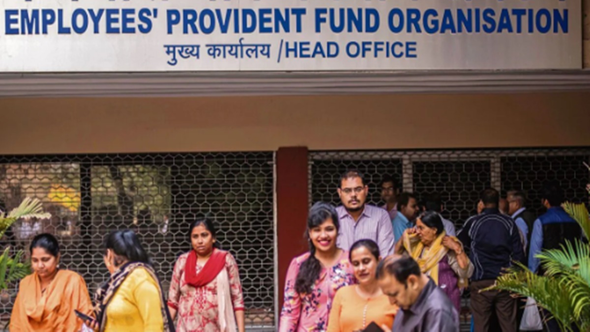 How can EPFO members withdraw early pension