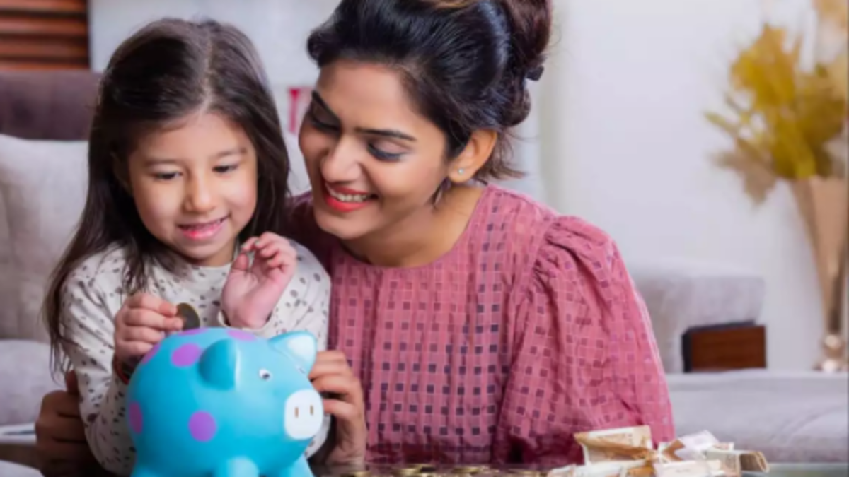 How much return will you get if you invest Rs 1 lakh in Sukanya Samriddhi Yojana