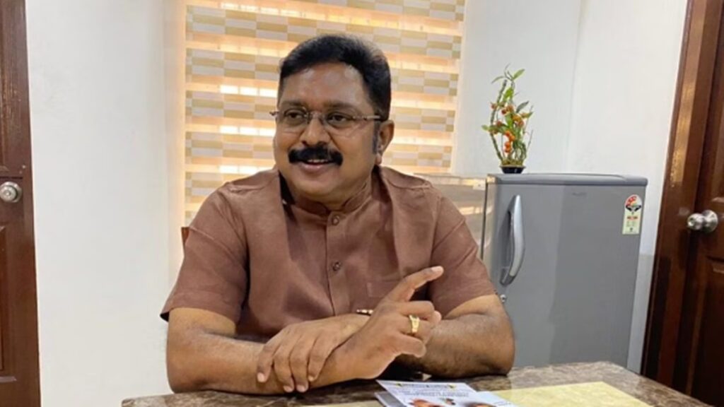 TTV Dinakaran congratulates Salem tribal student