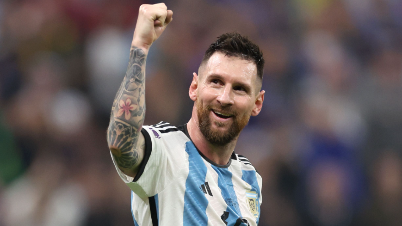 Lionel Messi team to visit India