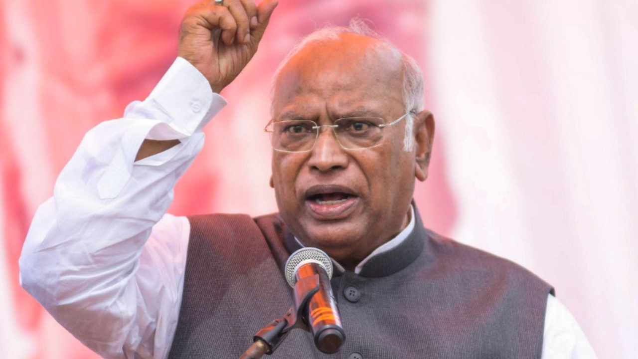 Adani should be arrested; Kharge follows Rahul's insistence!