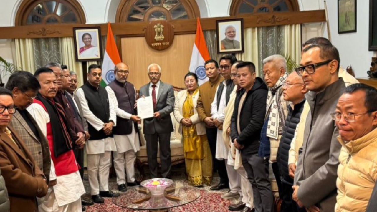 Manipur Chief Minister resigns