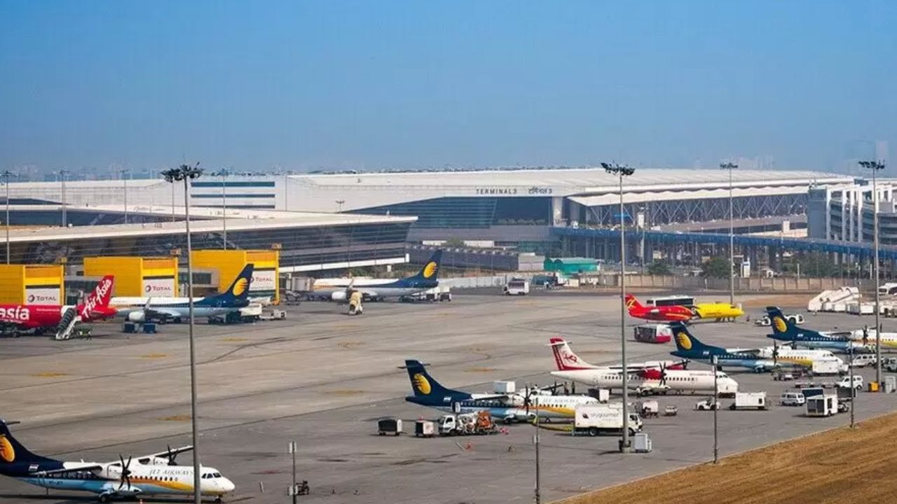 200 flights delayed at Delhis Indira Gandhi Airport on April 28 2025