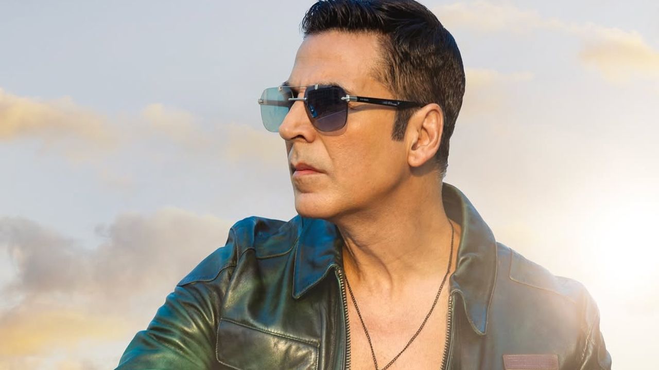 Bollywood actor Akshay Kumar sells his bungalow for ₹8 crore