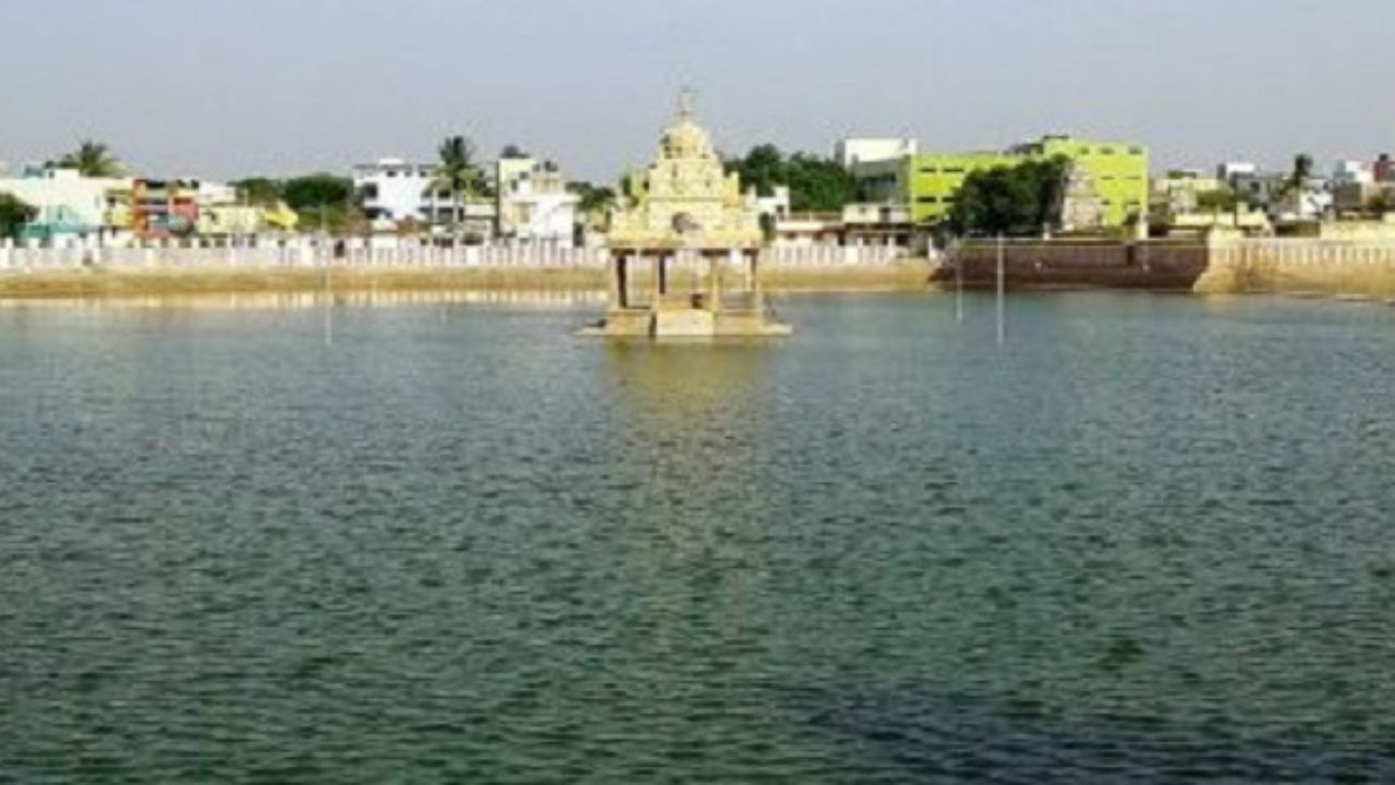3 people die after drowning in the pond at the Veeraragava Perumal Temple in Tiruvallur
