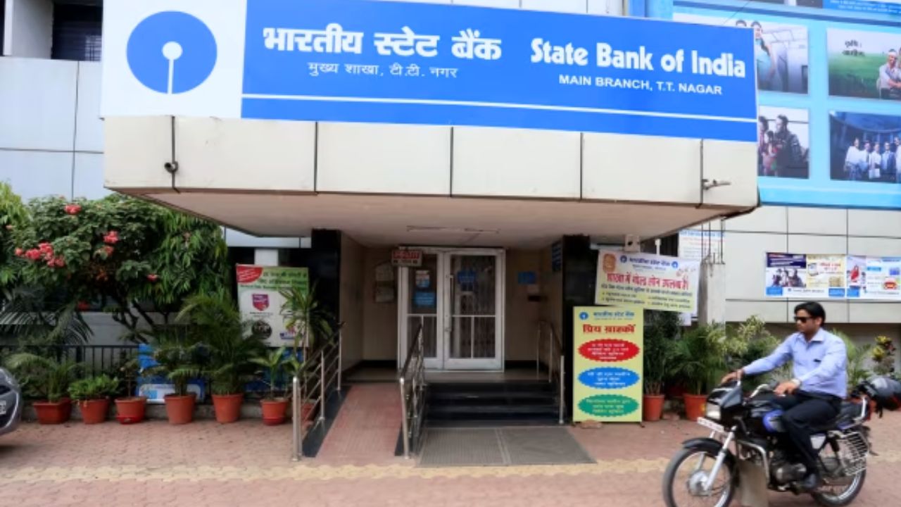 One Year Fixed Deposit Interest Rates for SBI HDFC PNB ICICI Banks
