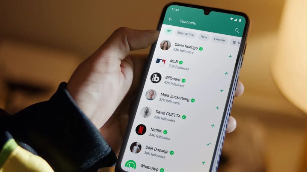 Know the WhatsApp AI Chatbots
