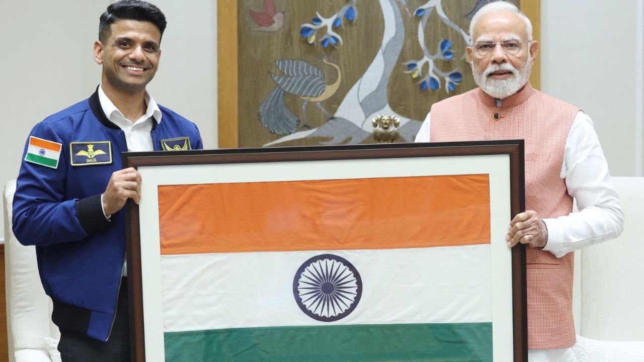 Shubhanshu Shukla meets PM Narendra Modi
