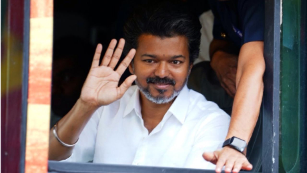 Tamil News Updates March 04 2026 : தவெக நிர்வாகிகள் கூட்டம்: தஞ்சை புறப்பட்டார் விஜய்