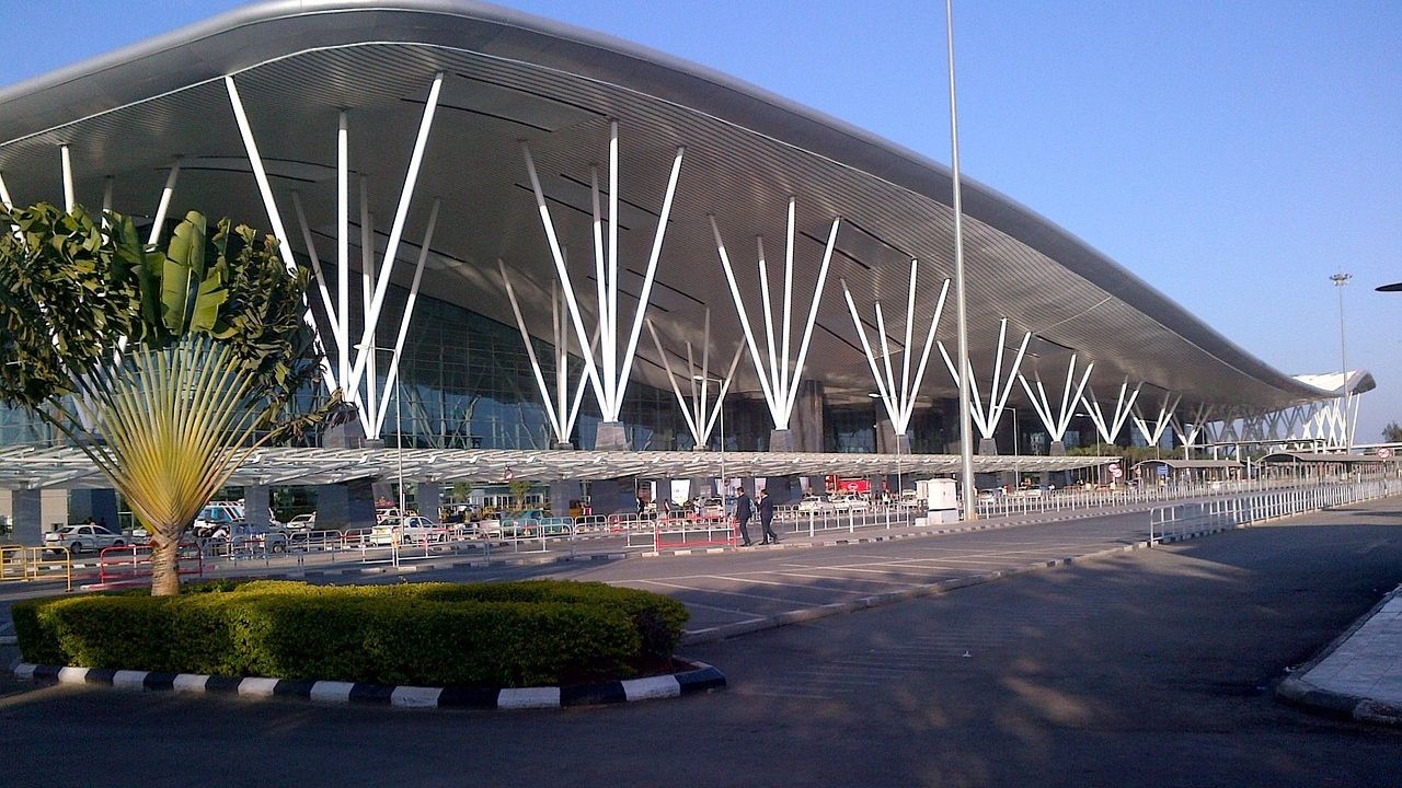 3 foreign passengers arrested for smuggling