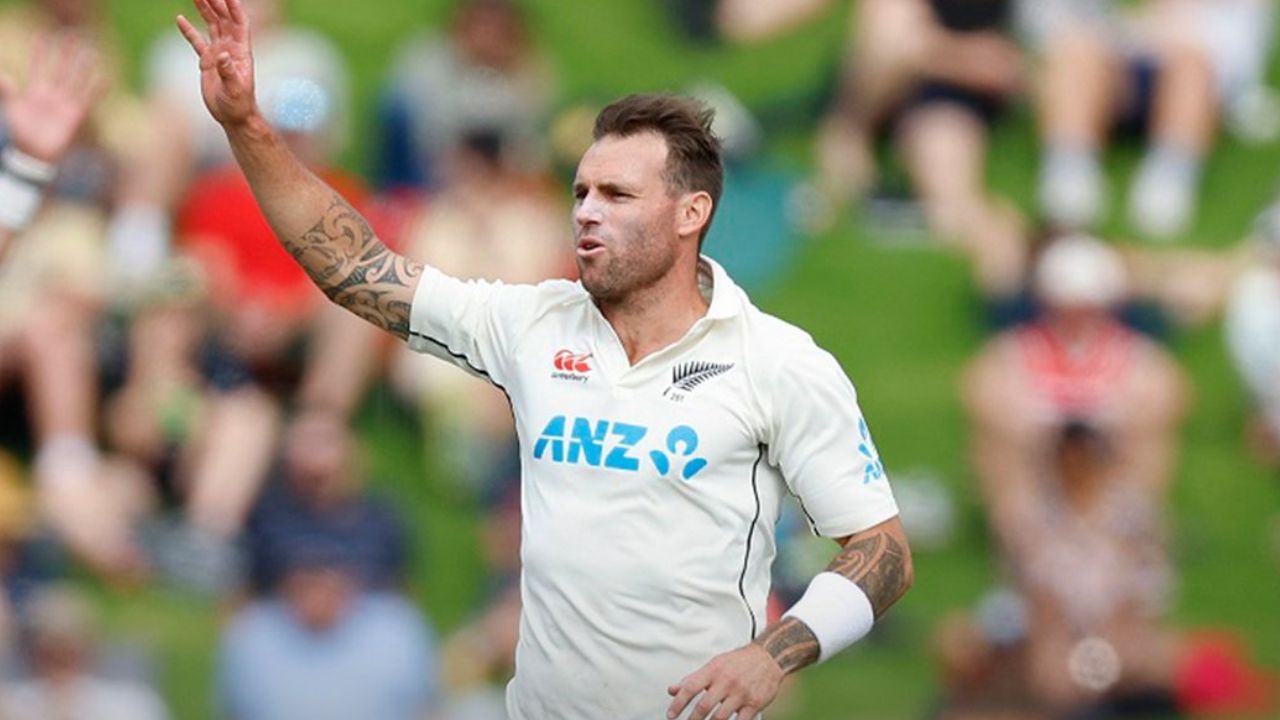 Doug Bracewell retires