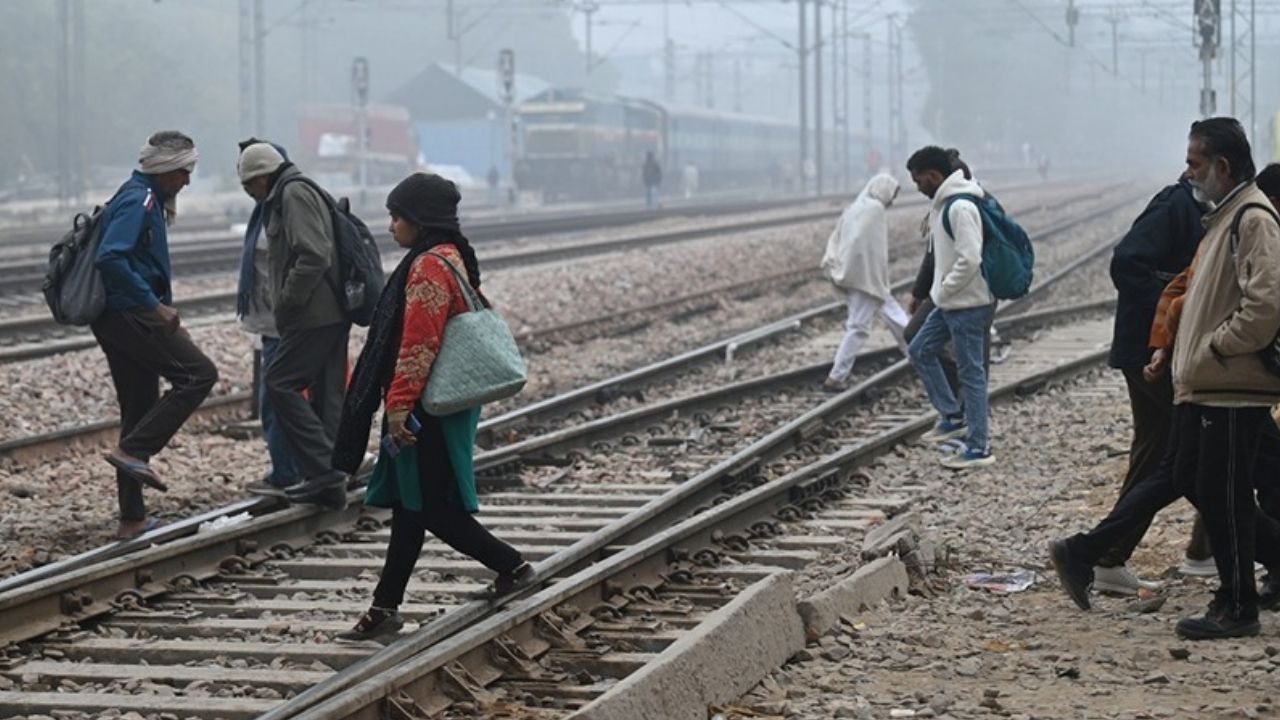 டெல்லியில் கடும் குளிர்