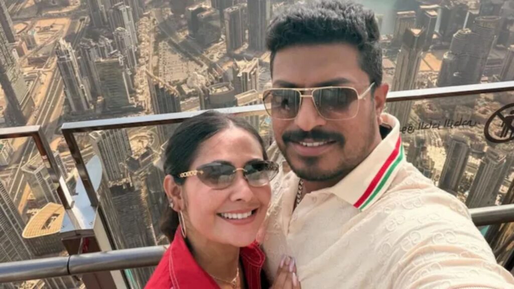 Actress Kavya Gowdas Husband Stabbed