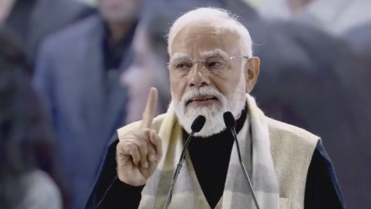 பிரதமர் நரேந்திர மோடி
