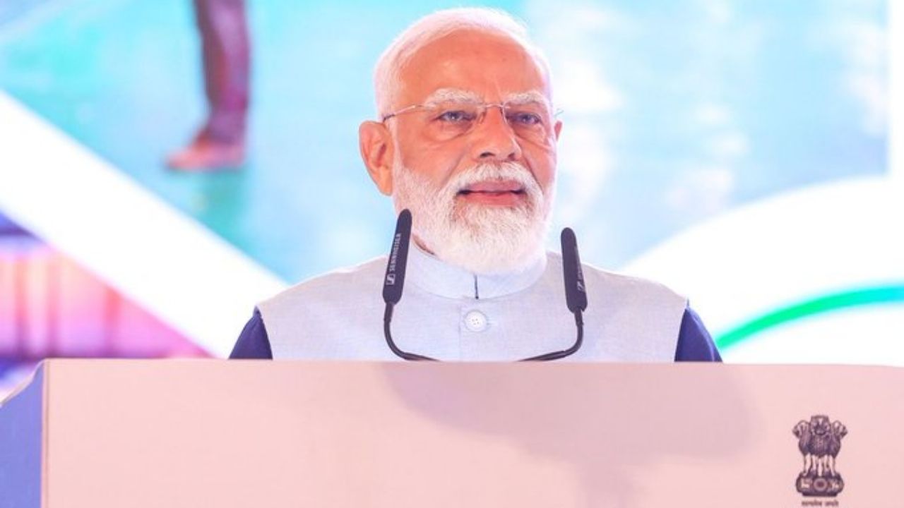 பிரதமர் நரேந்திர மோடி