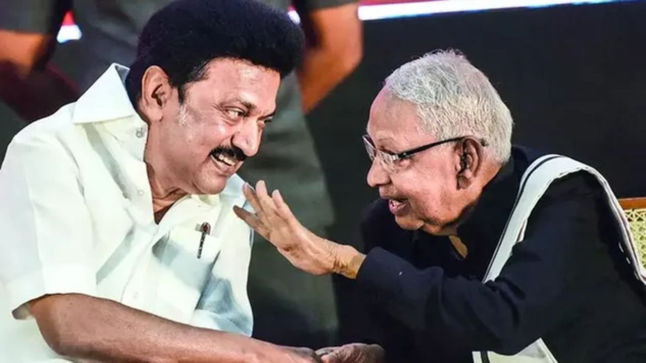 தமிழக முதலமைச்சர், தி.மு.க தலைவர் மு.க ஸ்டாலினுடன் தி.க தலைவர் கி. வீரமணி