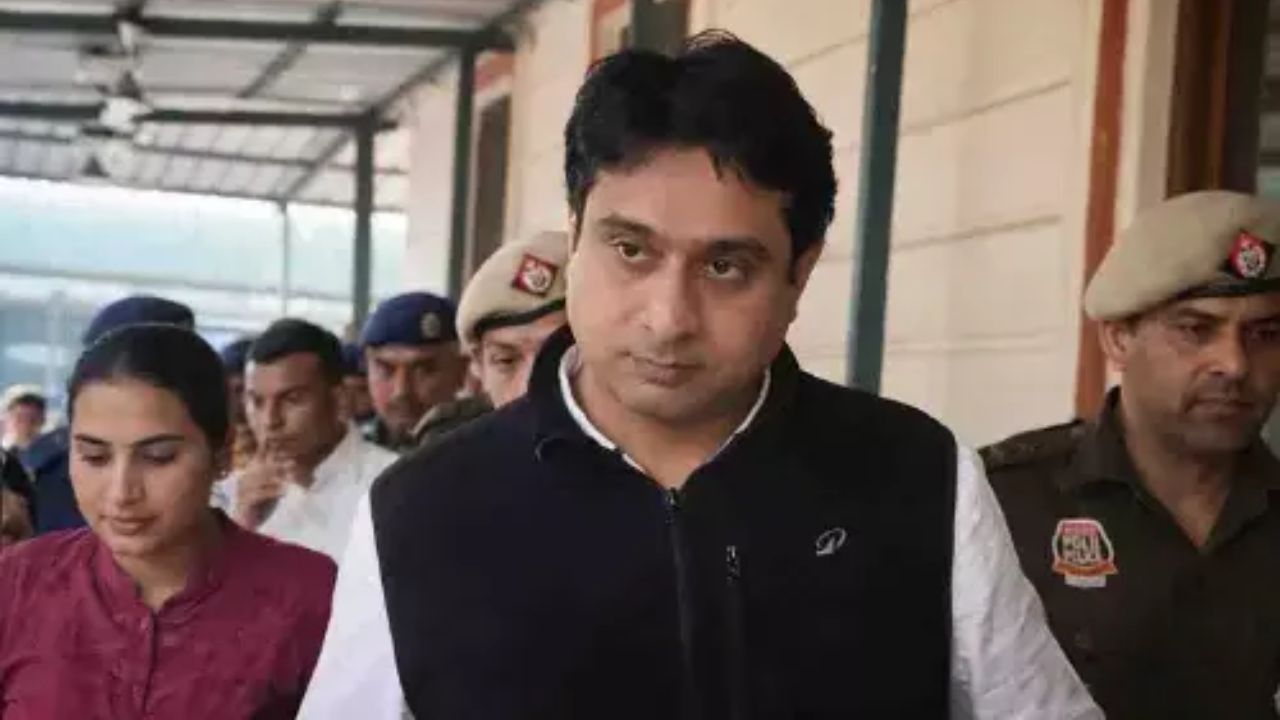 உதய் பானு சிபு
