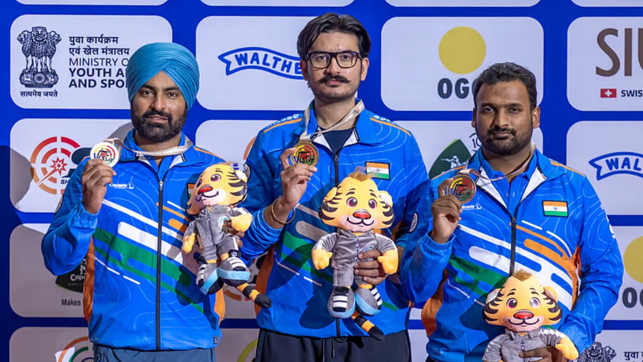 பதக்கம் வென்ற வீரர்கள்
