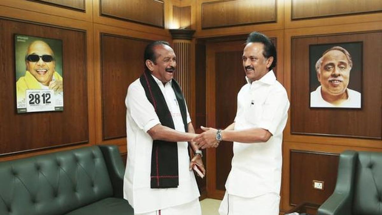 மு.க ஸ்டாலின் உடன் வைகோ