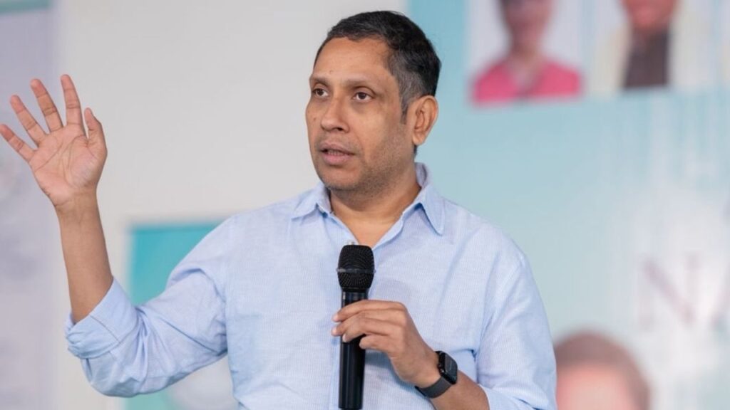 Praveen Chakravarthy