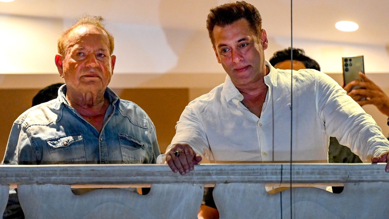 தந்தையுடன் சல்மான் கான்