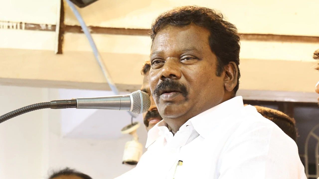 காங்கிரஸ் கட்சியின் தமிழ் மாநில தலைவர் செல்வப் பெருந்தகை எம்எல்ஏ 