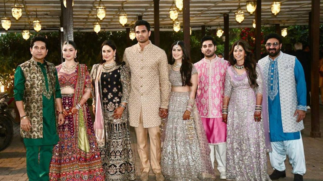 அர்ஜுன் டெண்டுல்கர்- சானியா 