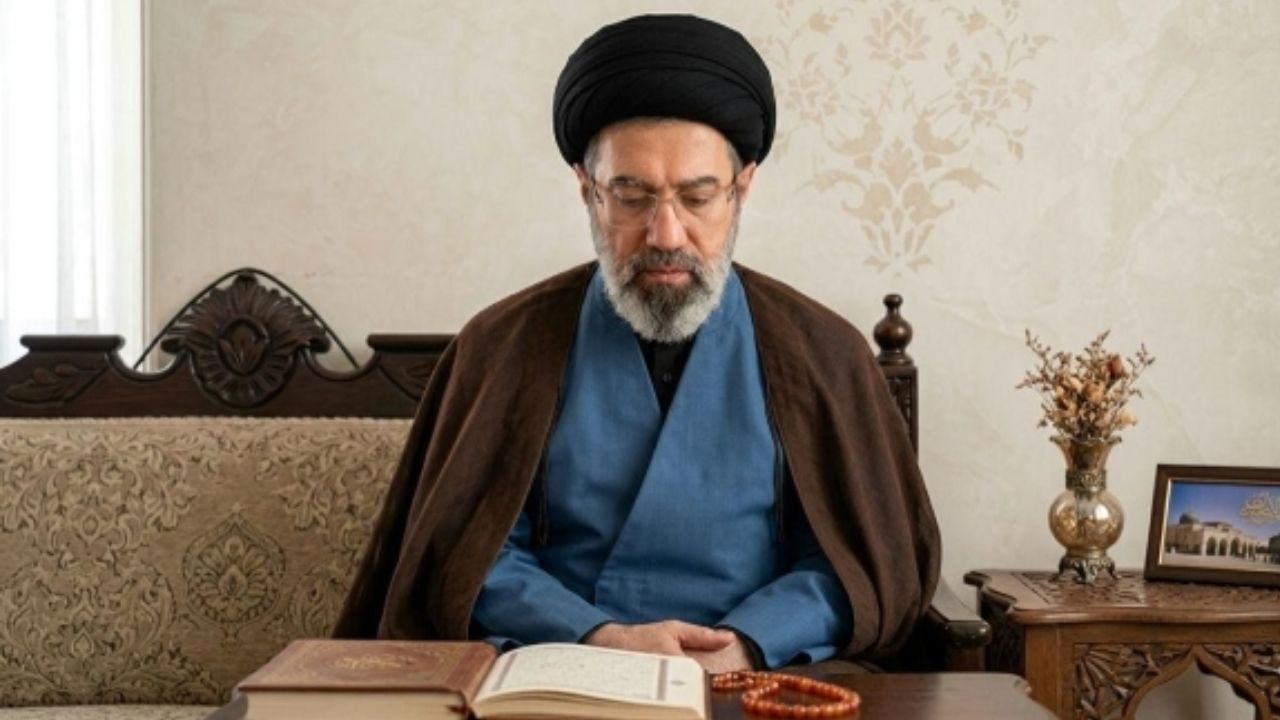 ஈரான் புதிய உச்சத் தலைவர் மொஜ்தபா காமேனி