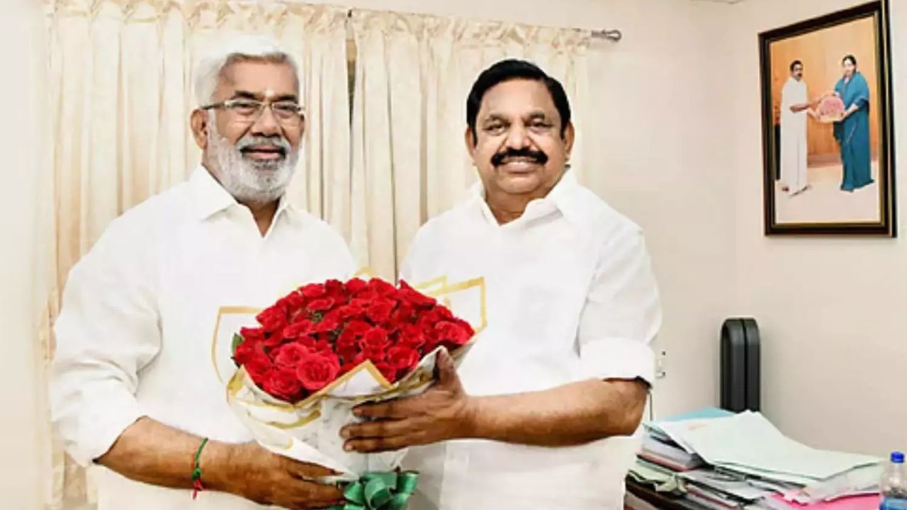 எடப்பாடி பழனிசாமியுடன் வெல்லமண்டி நடராஜன்