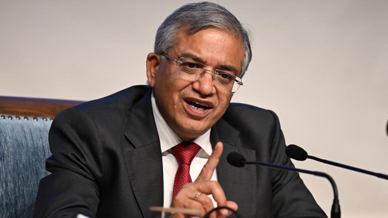 தலைமைத் தேர்தல் ஆணையர் ஞானேஷ் குமார்