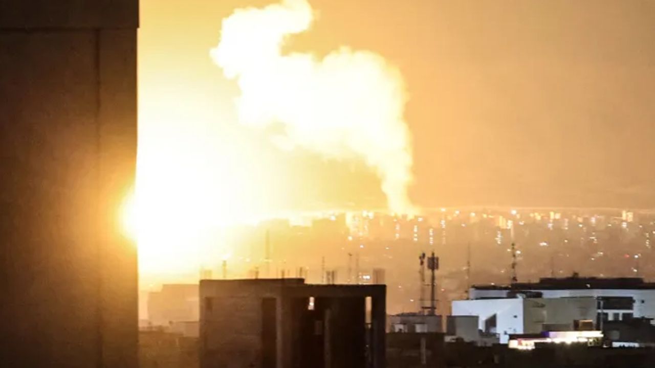 ஈரான் எண்ணெய் கிடங்குகள் மீது அமெரிக்கா தாக்குதல்