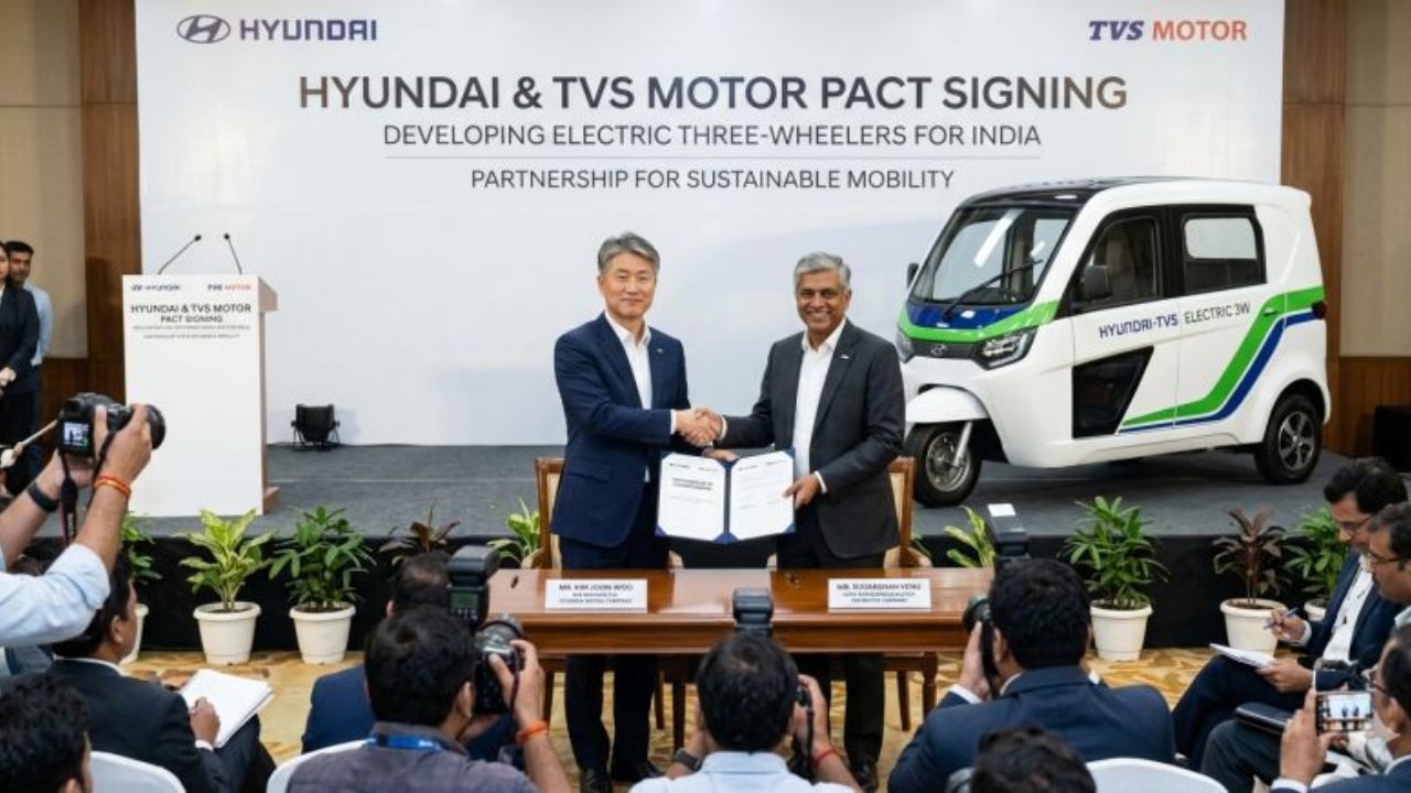 ஹூண்டாய்- டி.வி.எஸ் மோட்டார் கையெழுத்து

