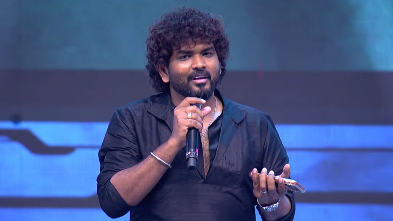 விக்னேஷ் சிவன்
