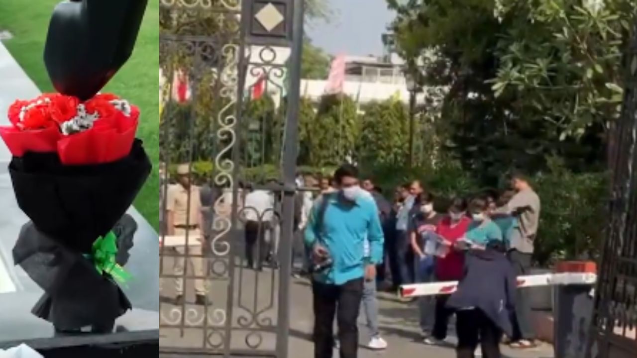 டெல்லி சட்டசபை நுழைவு வாயில்
