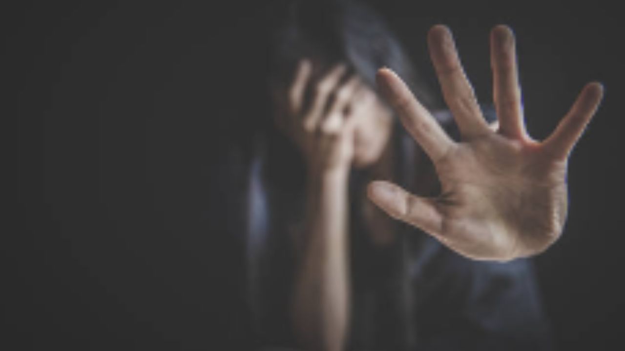 Complaint against VCK leader for allegedly assaulting woman at Karur