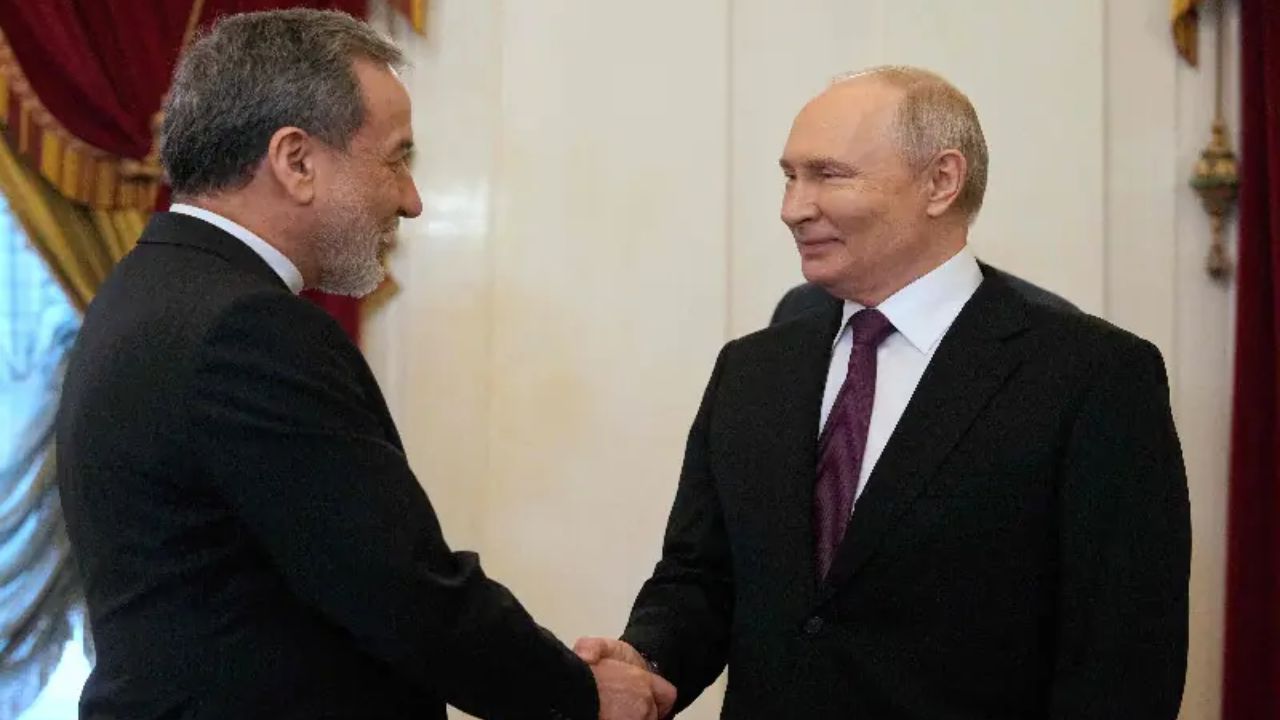 ரஷ்ய அதிபர் புதின்
