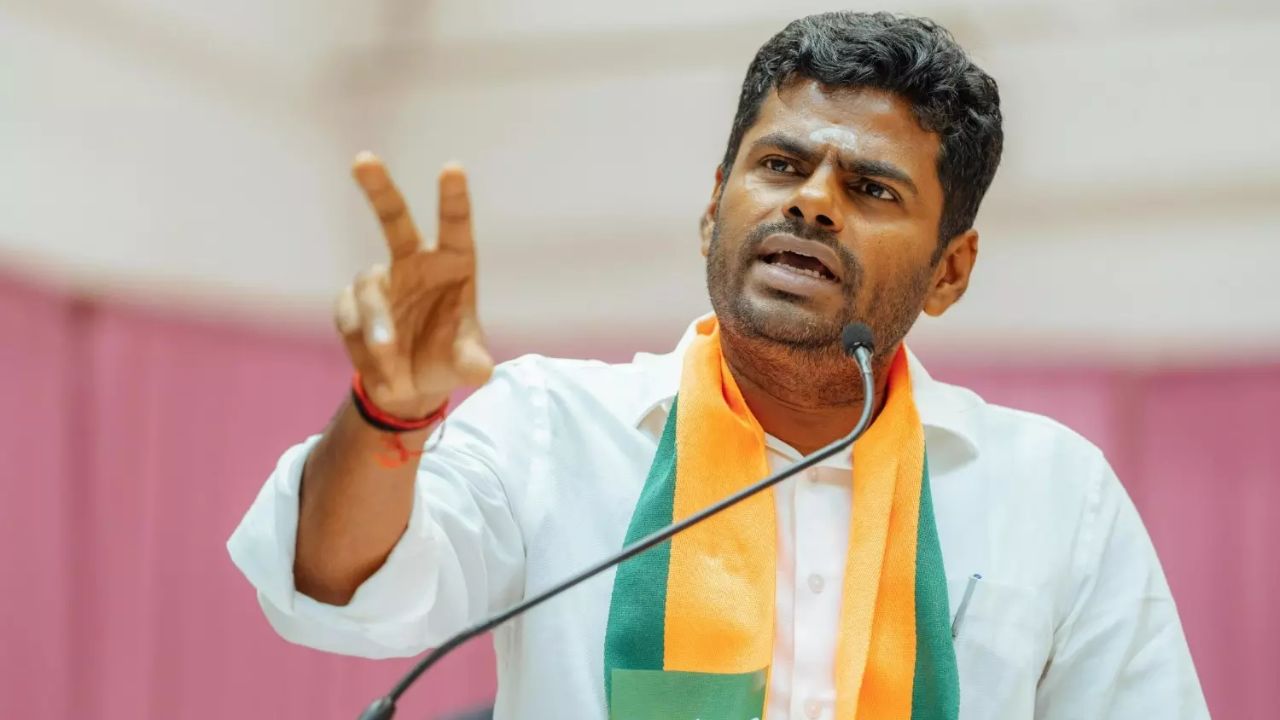 தமிழ்நாடு பா.ஜ.க முன்னாள் தலைவர் கு. அண்ணாமலை

