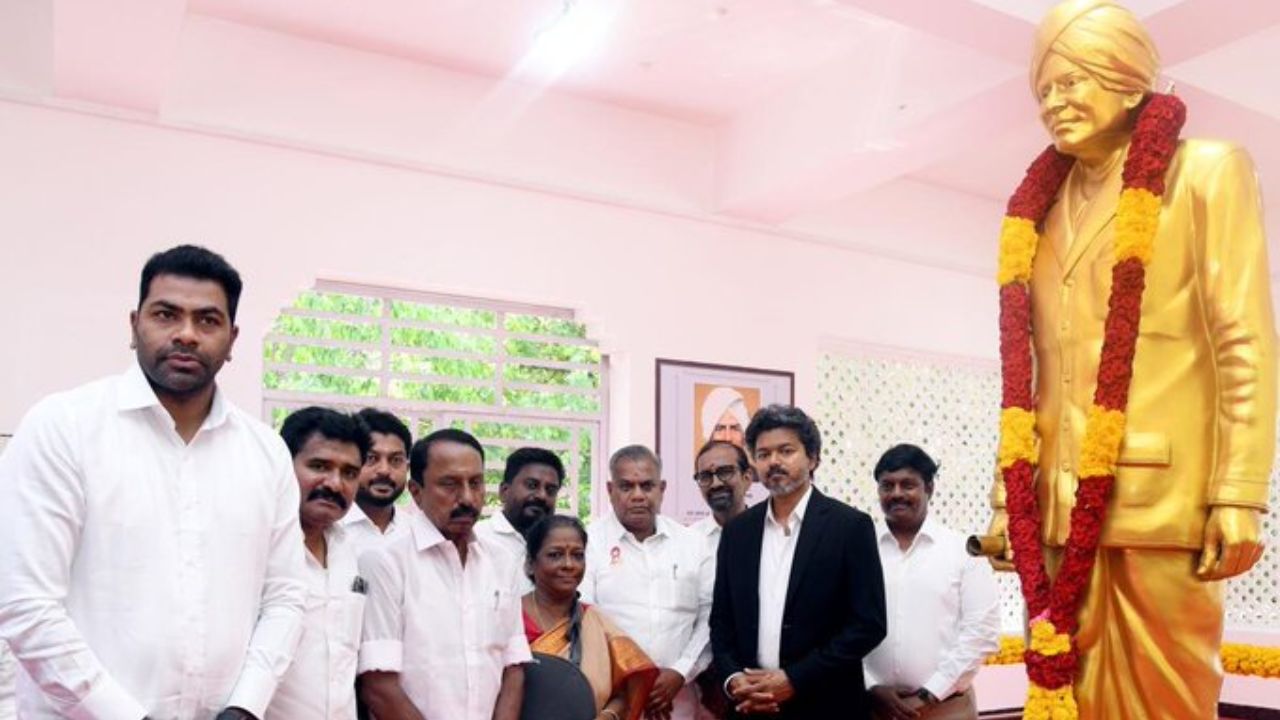 பண்டித அயோத்தி தாசருக்கு முதலமைச்சர் விஜய் மரியாதை
