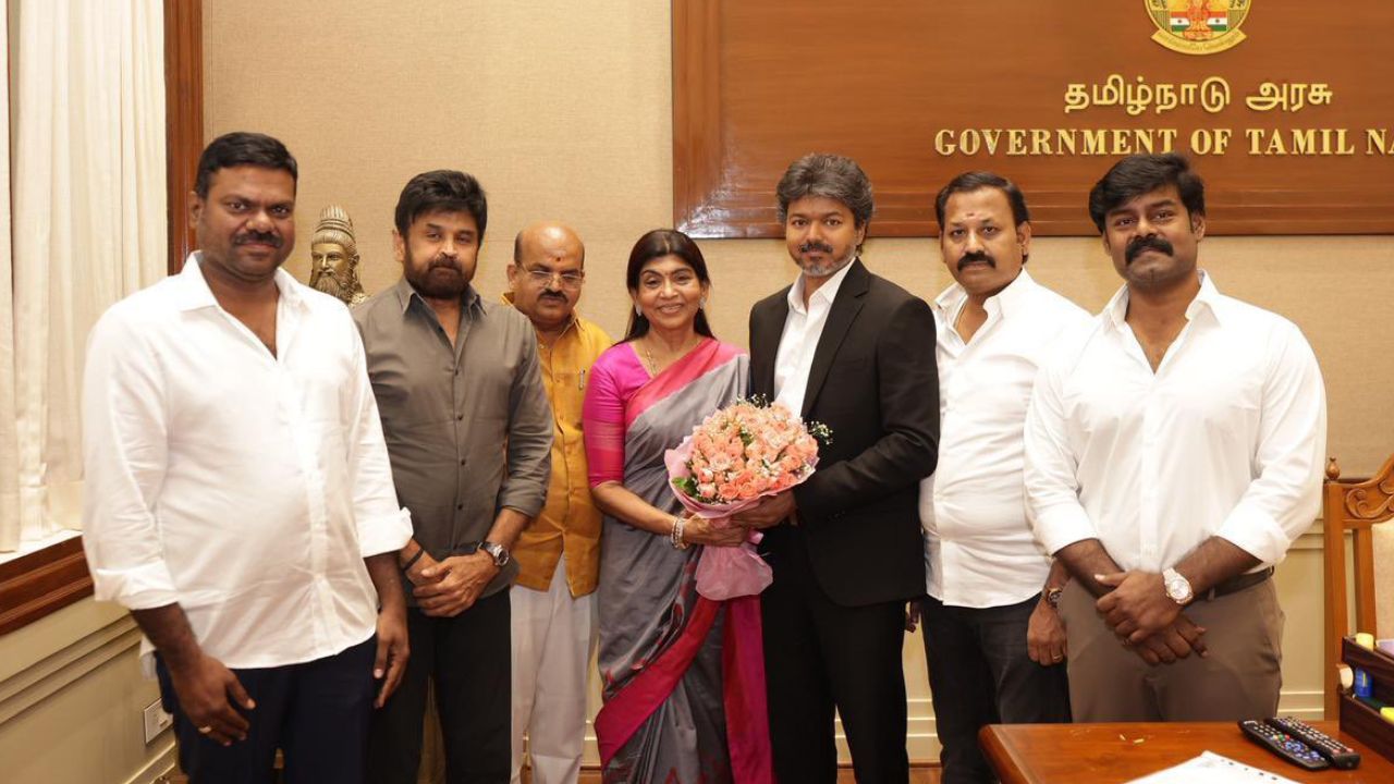 முதல்வர் விஜயை சந்தித்த திரைப்பட தயாரிப்பாளர் சங்கத்தினர் 