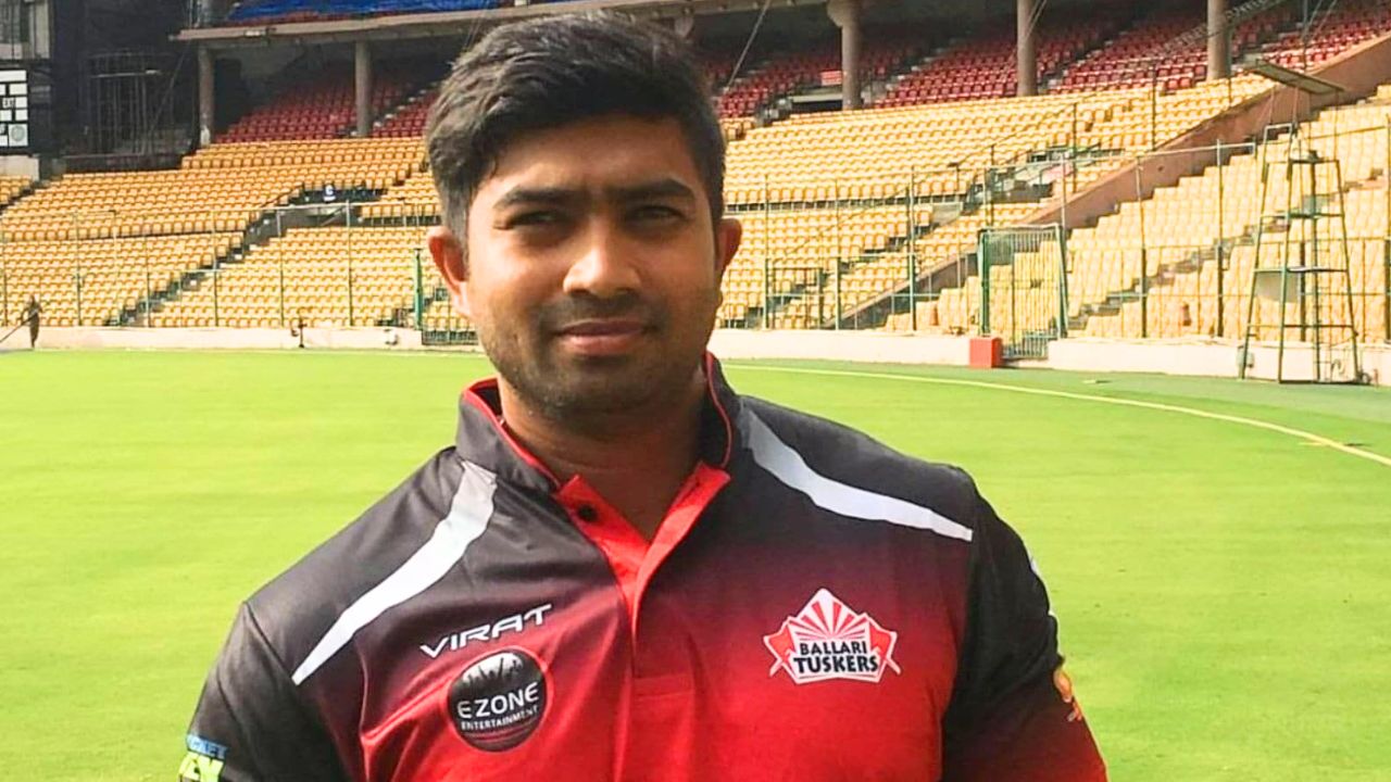 Cricketer Collapses