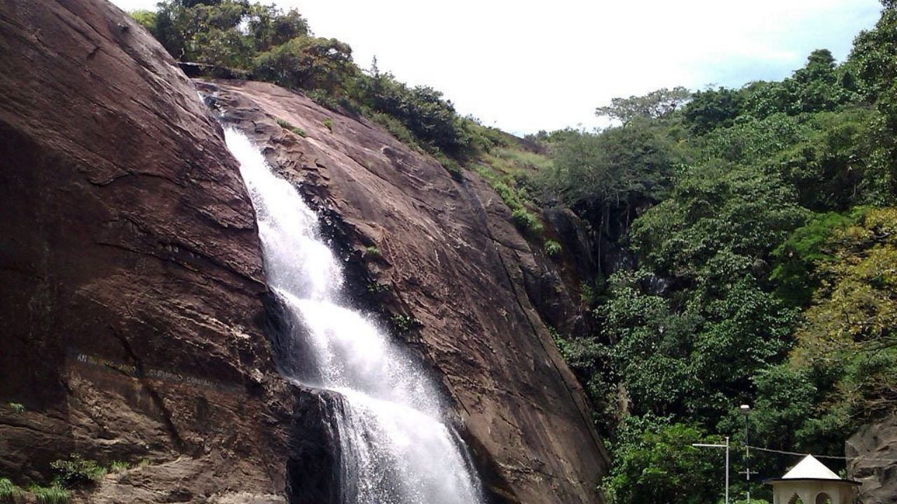 No Fee at Old Courtallam