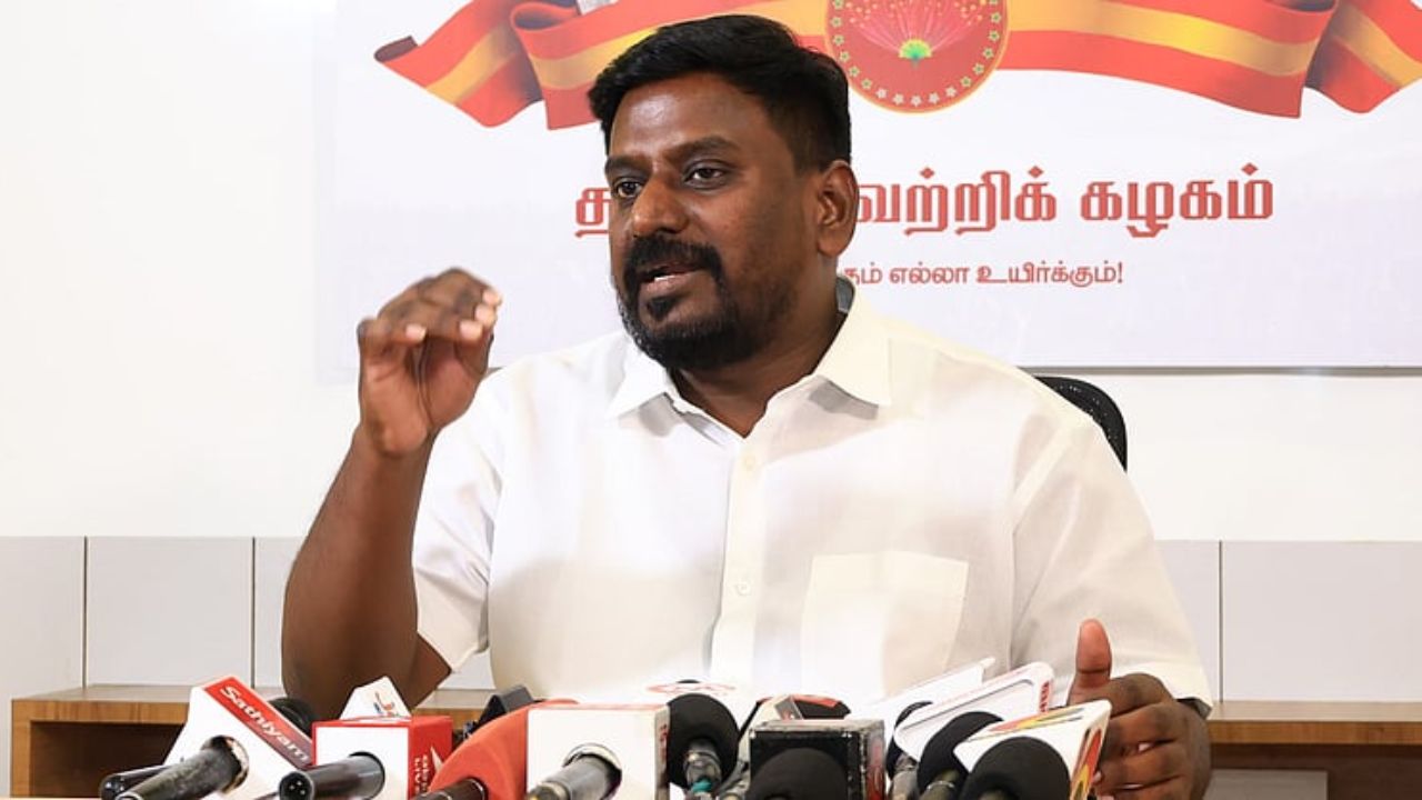 அமைச்சர் ராஜ் மோகன்
