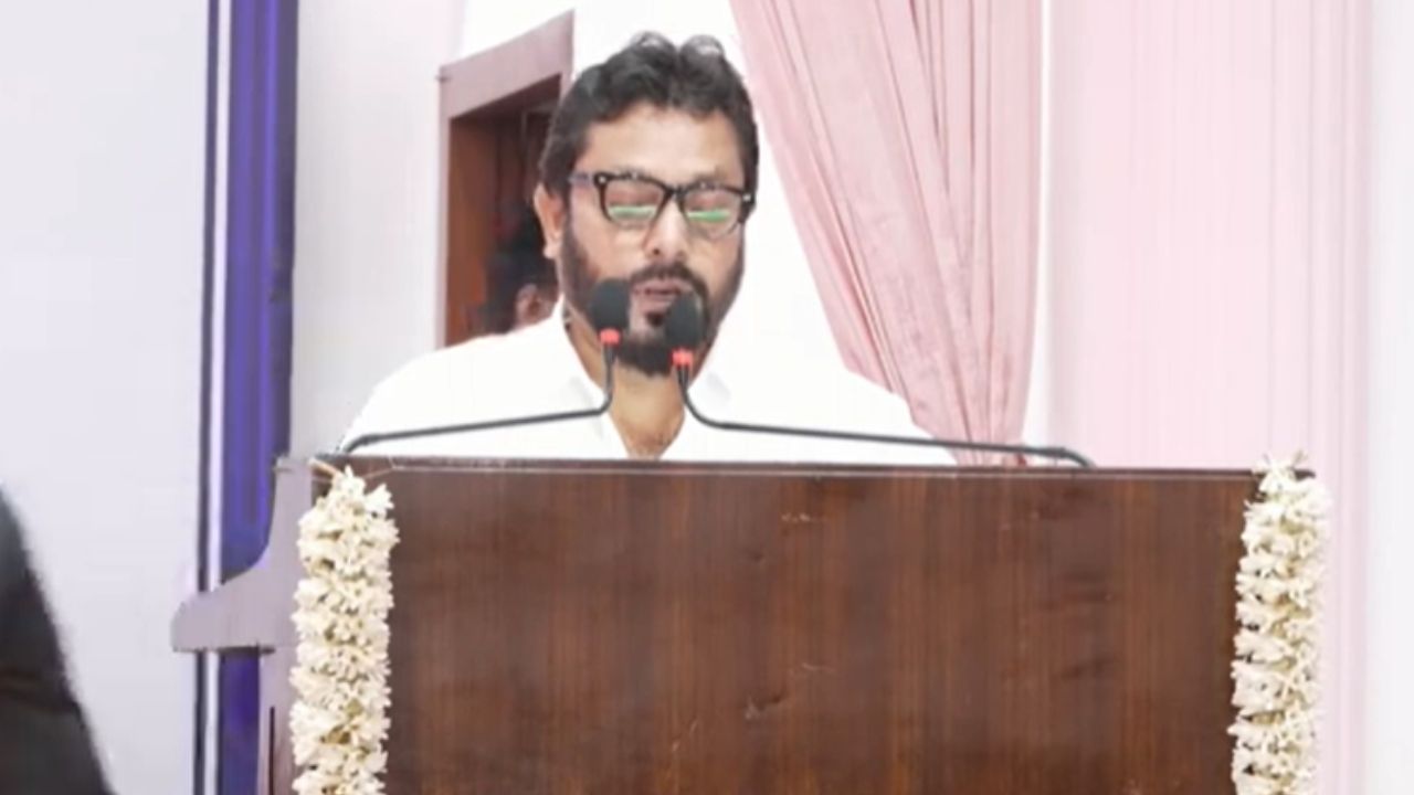 அமைச்சராக பதவியேற்ற ஸ்ரீநாத்
