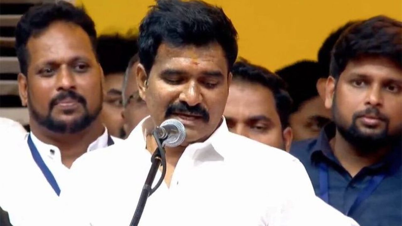மின்சாரத் துறை அமைச்சர் சி.டி நிர்மல் குமார்
