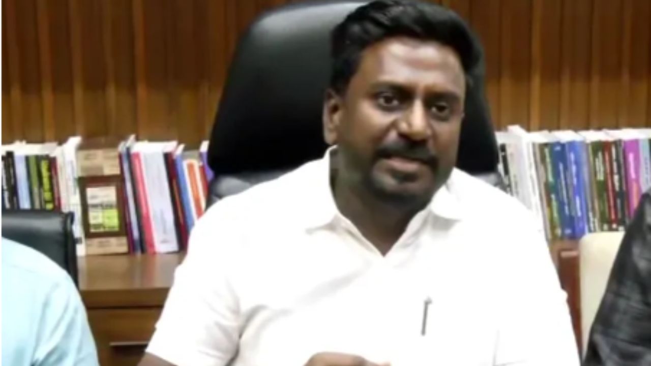 அமைச்சர் ராஜ்மோகன்
