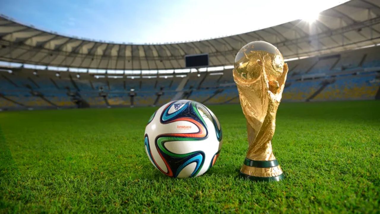 FIFA Bans Refillable Water Bottles