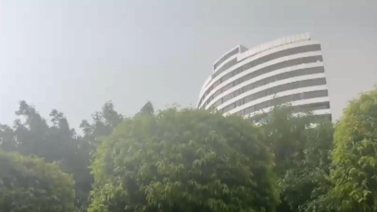 Heavy Rain Batters Delhi