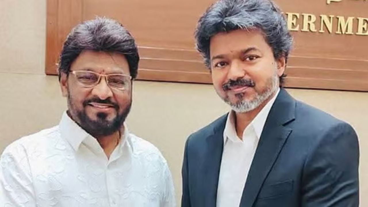 State tributes to director K Bhagyaraj