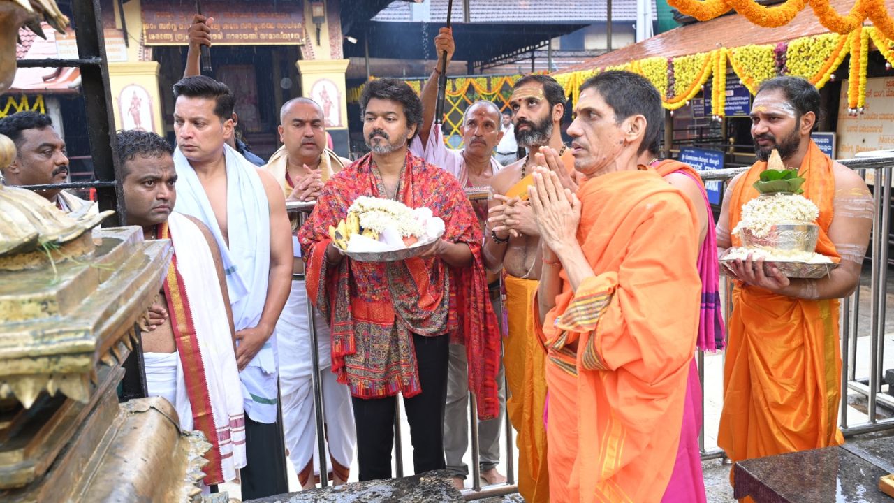 CM Vijay Prays at Kollur Temple