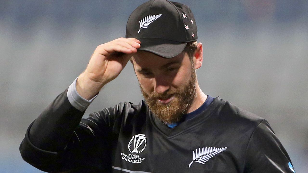 Williamson retires